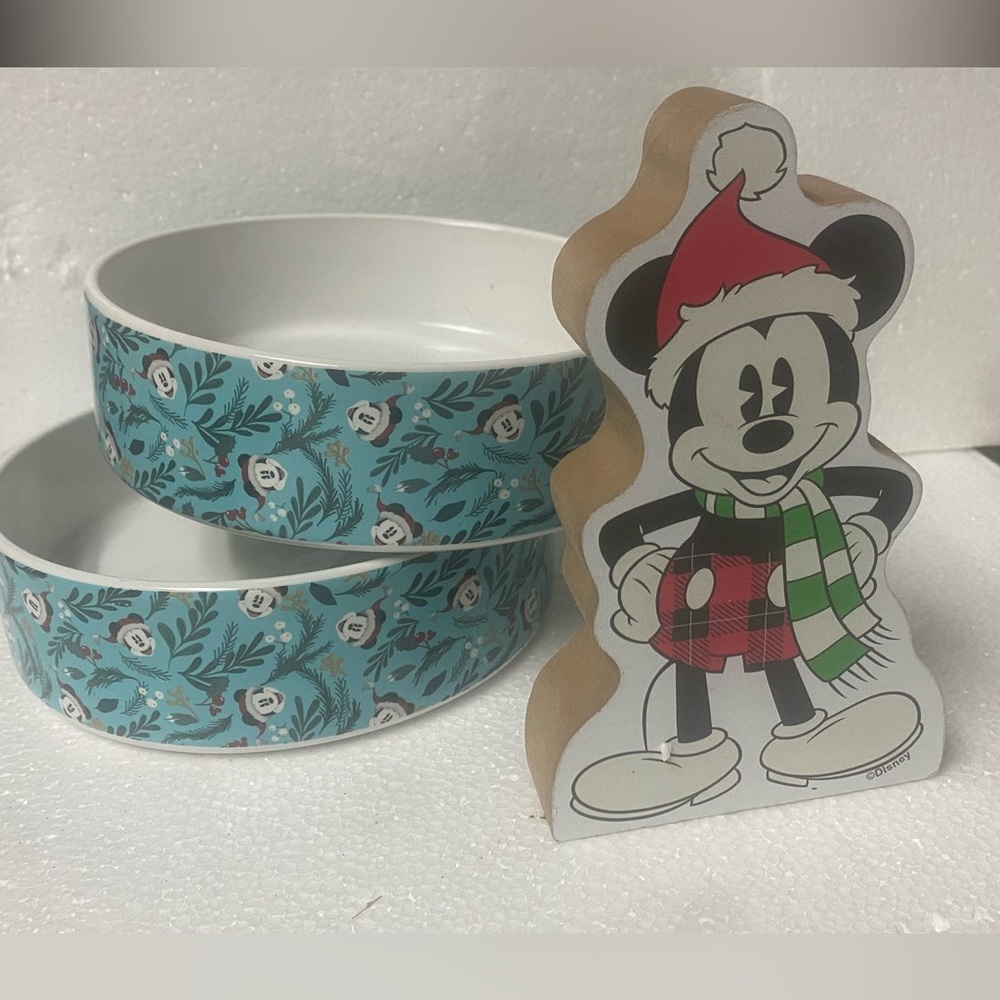 Disney’s Christmas Mickey Bowls